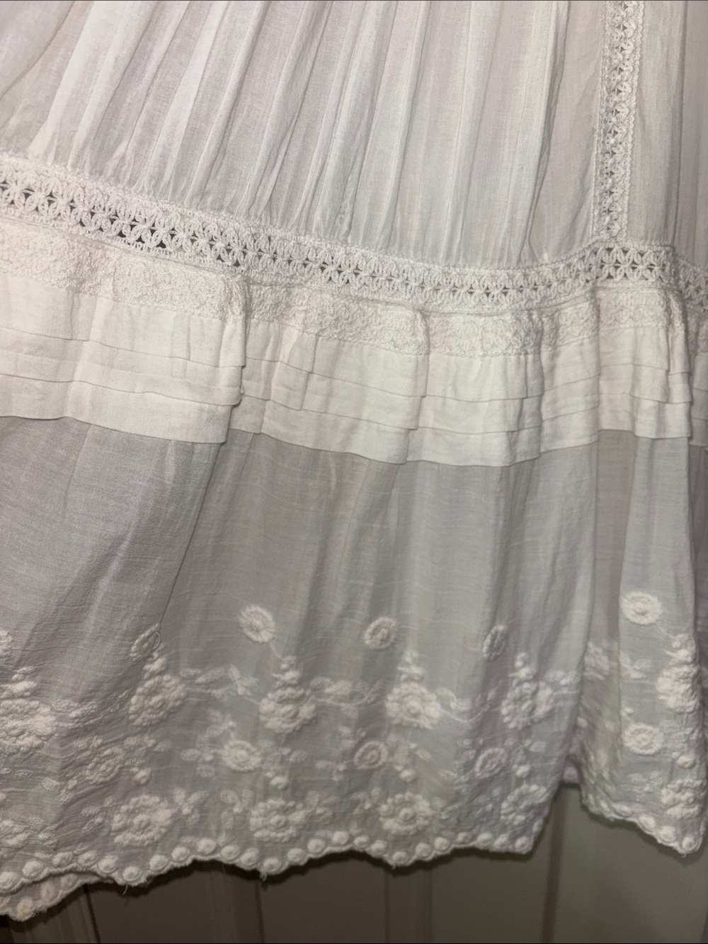 Vintage crochet and beaded Victorian, baby doll gown - Picture 6 of 7